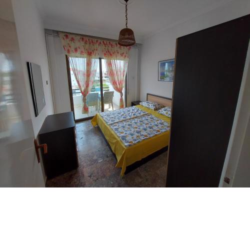 WB Apartment Dionisiou Beach