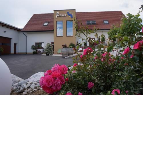 Weingut Perner