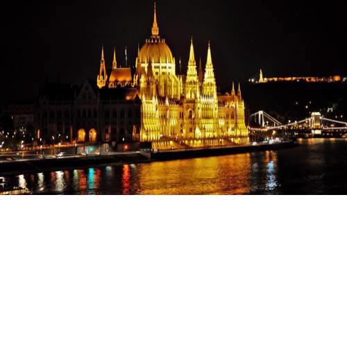 Welcome in Budapest to Parliament