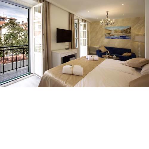 Well Of Life Luxury Rooms