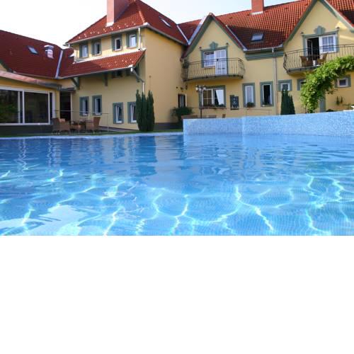 Wellness Hotel Kager Harkány