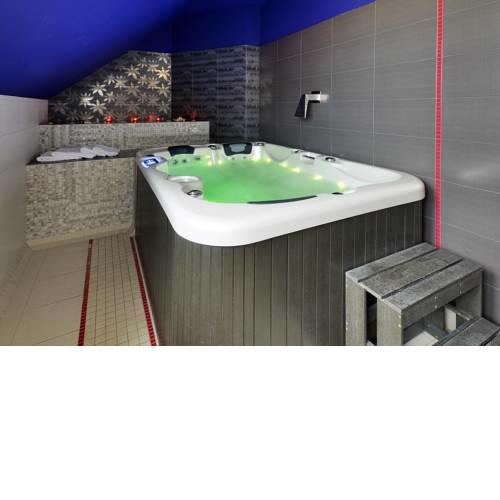 Wellness Penzion Kroměříž - Zlobice