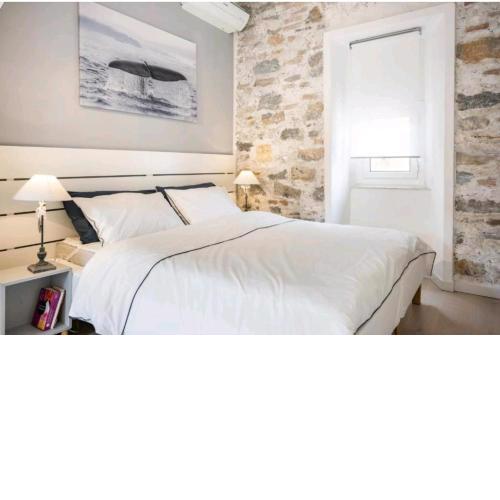Whale Song Apartment