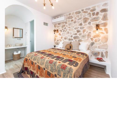 White Luxurious Apartment IΙI
