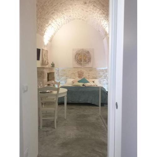 white luxury suite Ostuni by GoNewLocation