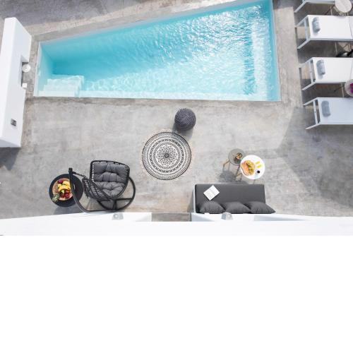 White Orchid Suites