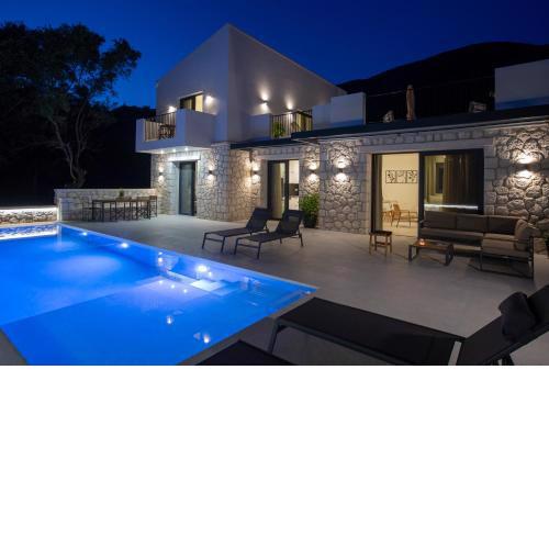 White River Villa