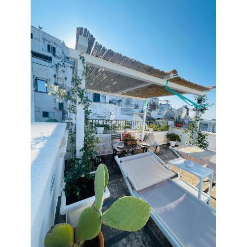 WHITE STONE- La Terrazza