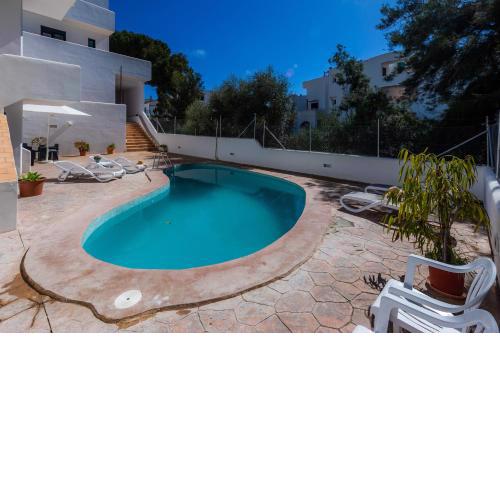 White suites 2