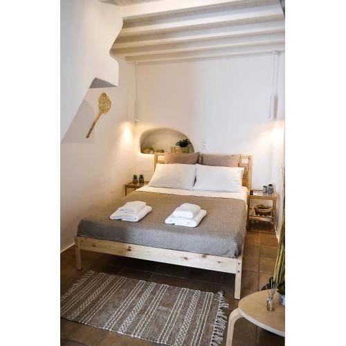 Whitelist Studios in Mykonos Town