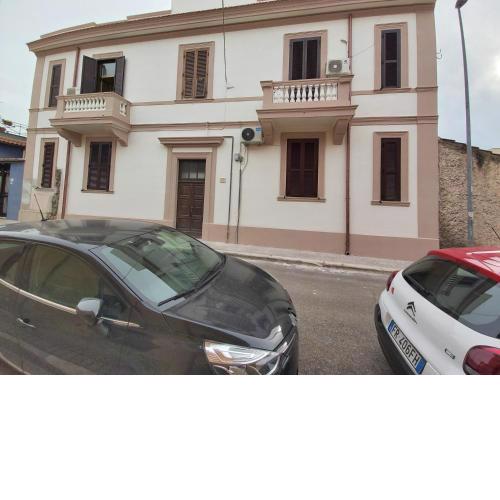 WHOLE HOLIDAY HOME APARTMENT FANTASTIC CIVITAVECCHIA da Pamino & Priscilla con due Camere letto!
