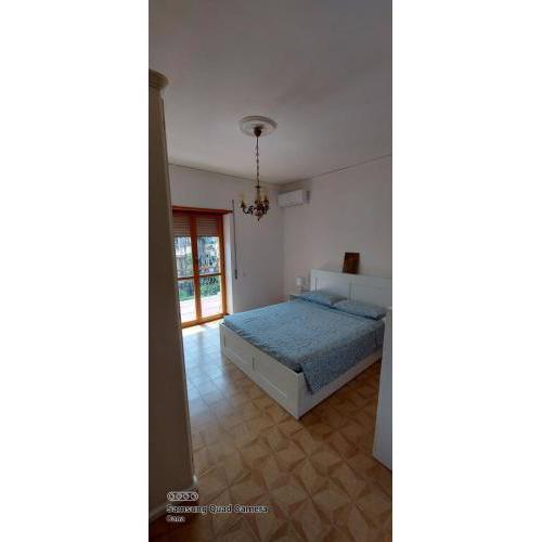 WHOLE HOLIDAY HOME APARTMENT SWEET LADISPOLI da Pamino & Priscilla