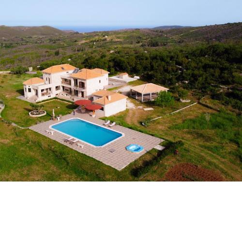 Wild Fig Retreat Helios