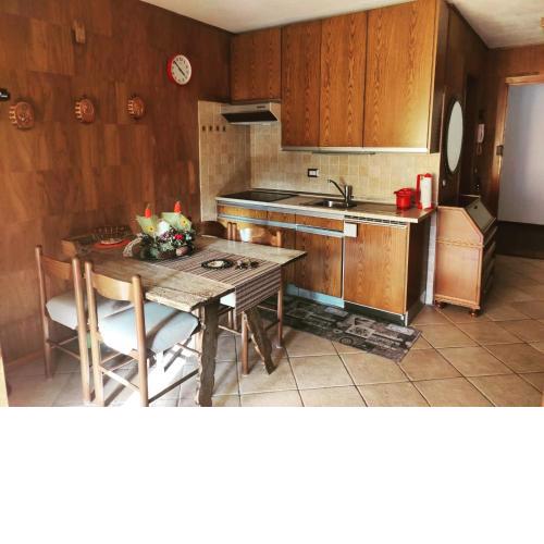 Winter Larix studio apartment Cervinia - no internet WiFi
