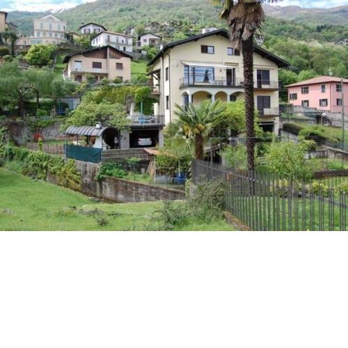Wohnung ANNETTA mit Sicht auf See und Berge "für 2 Personen"