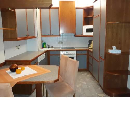 Wohnung-fuer-4-Personen-in-Schwechat