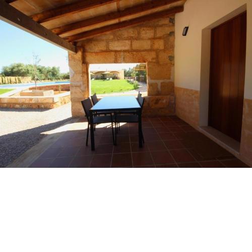 Wohnung in Campos mit Grill, Terrasse und Garten