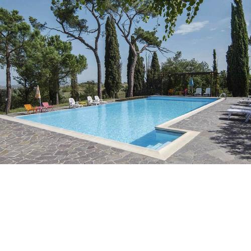 Wohnung in Torrita Di Siena mit gemeinsamem Pool, Garten und Grill