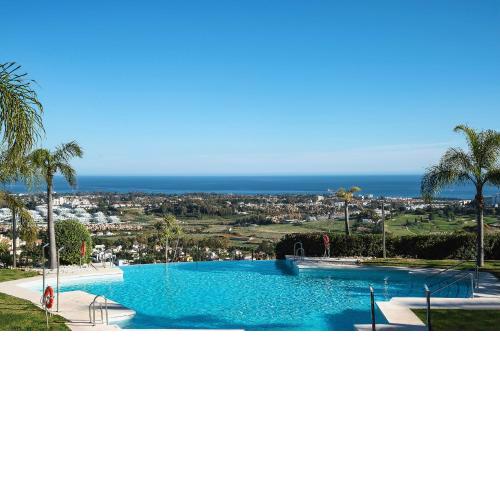 Wonderful 3-bedroom apartment with garden and amazing views Hacienda Senorio Cifuentes Quartiers