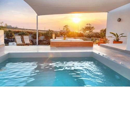 Wonderful Santorini House - Villa Mezzo Honeymoon - Private Pool - Sea Views & Plunge Pool - Finikia-Oia
