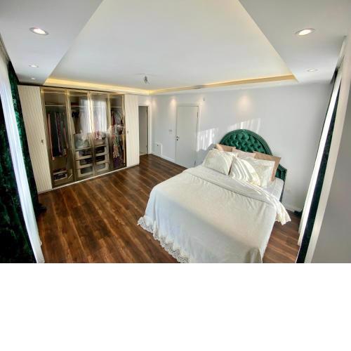 Wonderful villa very close to the airport 5 minutes