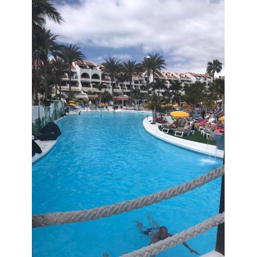 Wonderland garden views with the best swimming pool in Park S III