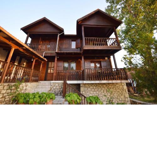WOODEN IN WOODS
