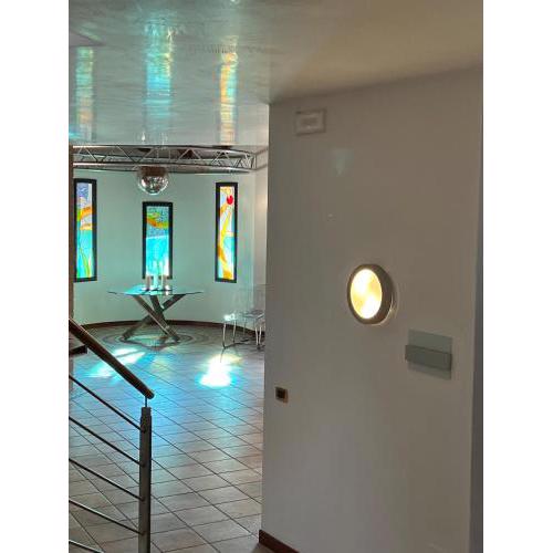 Wow House - Ampia Villa con Piscina e sala giochi