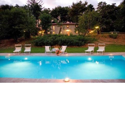 Wunderschönes Ferienhaus in Poppi mit Privatem Pool
