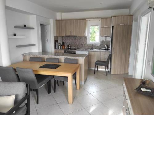 Wyndham Kusadasi Golf&Spa Otel 2 1 Dublex Tatil Evi Eagle 48