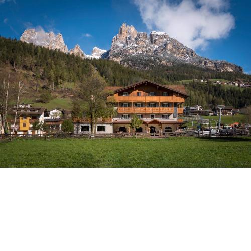 X Alp Hotel
