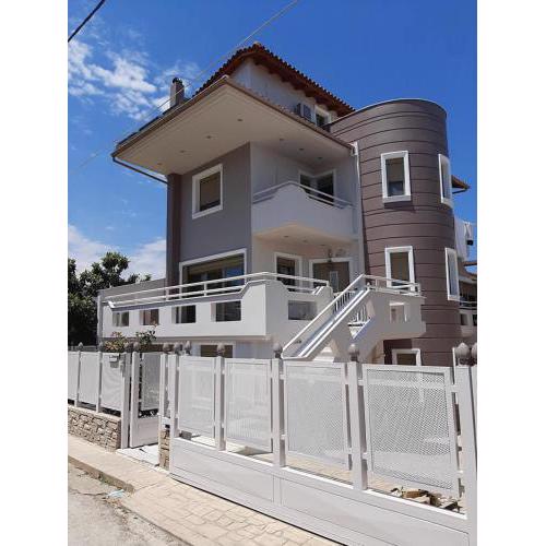 XrysaHouse