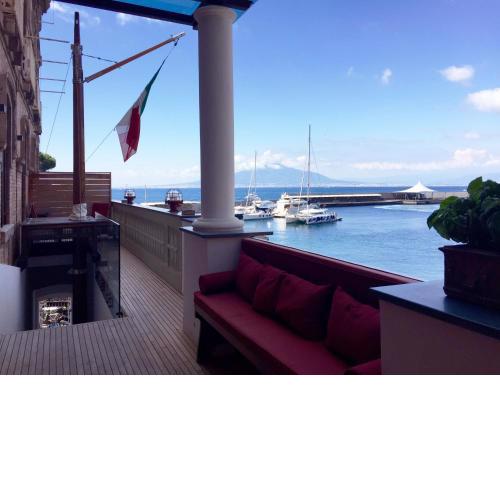 Yacht Club Capo Cervo Suites B&B