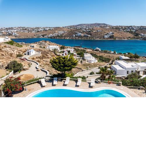 Yalos Mykonos Ornos Pouli private apartments w shared swimming pool
