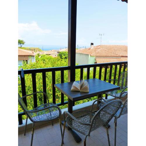 Yannis Apartments