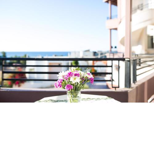 Yasmine Apartments and Rooms