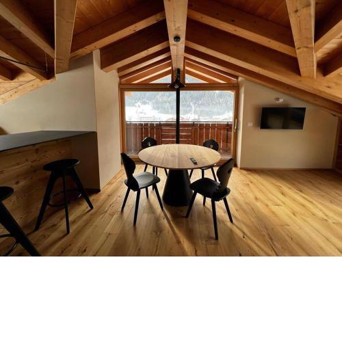YETI Design mountain apartments