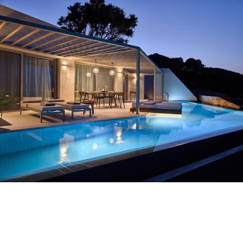 Yoma Cove Suites