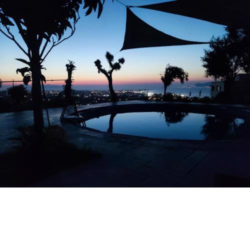 Yorgos, amazing sunset view house