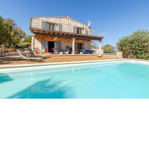 YourHouse Es Fiters