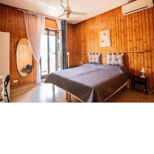 Yourquadrarooms B&b