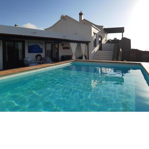 Ysabela Lanzarote