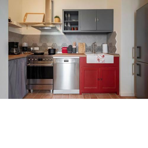 Yugen Homes - Holidays & Smart Working