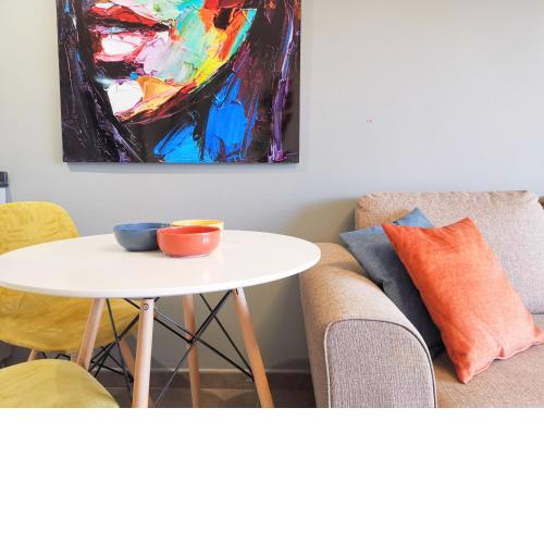 Yumbo 2 Stylish Home By Pride Holiday Rentals