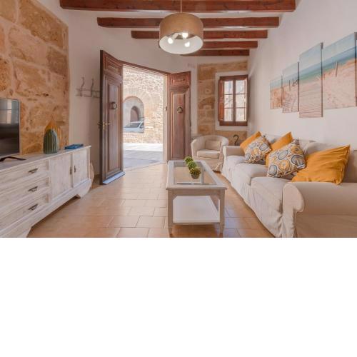 YupiHome Holiday Home Ca Na Serrieta