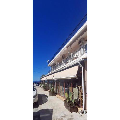 ZAFIRIS Rooms