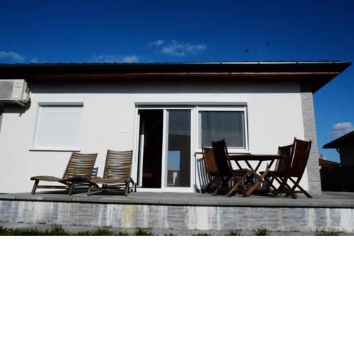 Zalán Holiday House