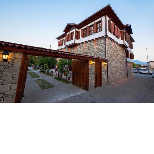 Zalifre Konakları
