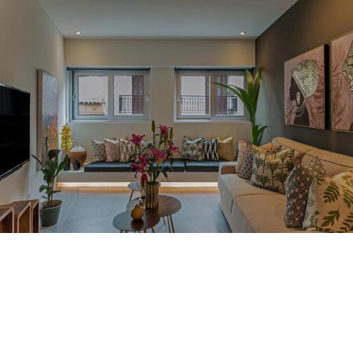 Zanzi by Stylish Stays