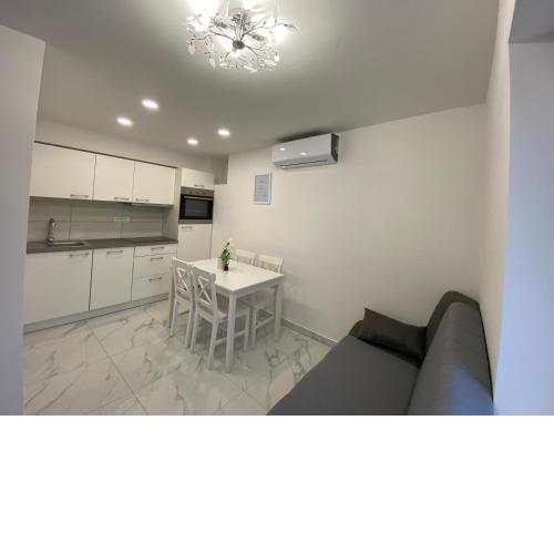 ZARA APARTMENTS